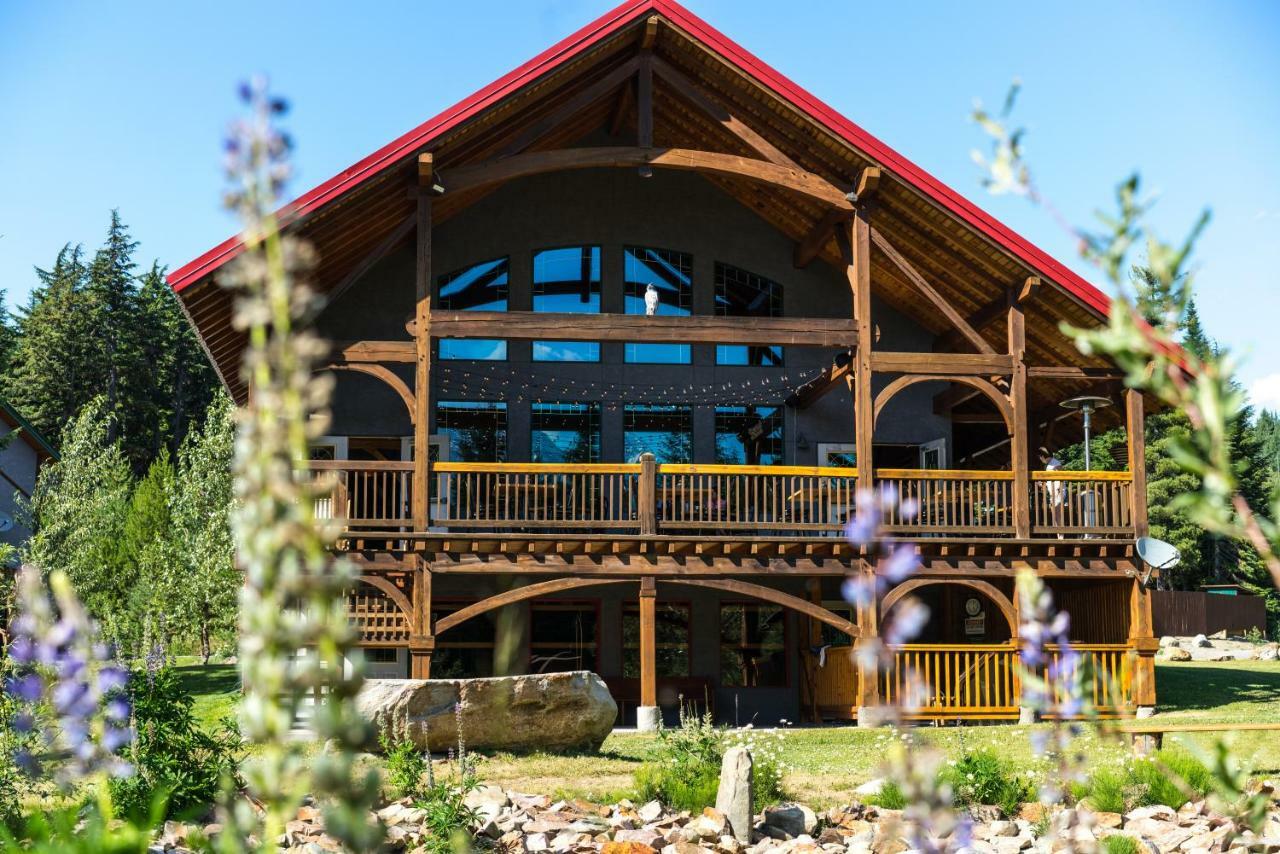 Heather Mountain Hotel