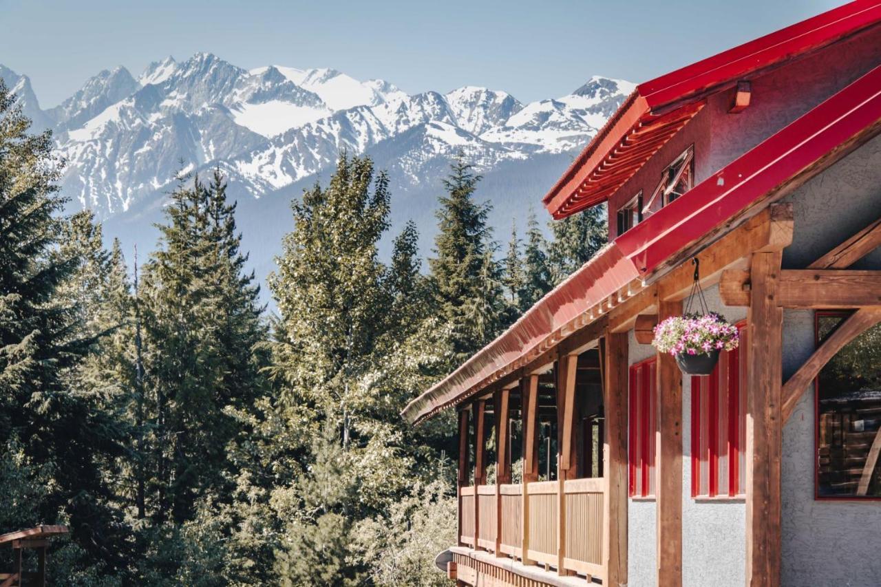 Heather Mountain Hotel 3*
